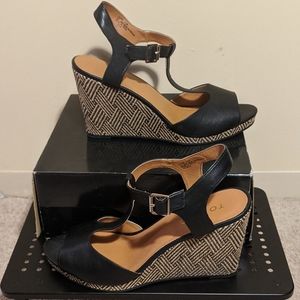 Torrid W Black Woven stud Wedge